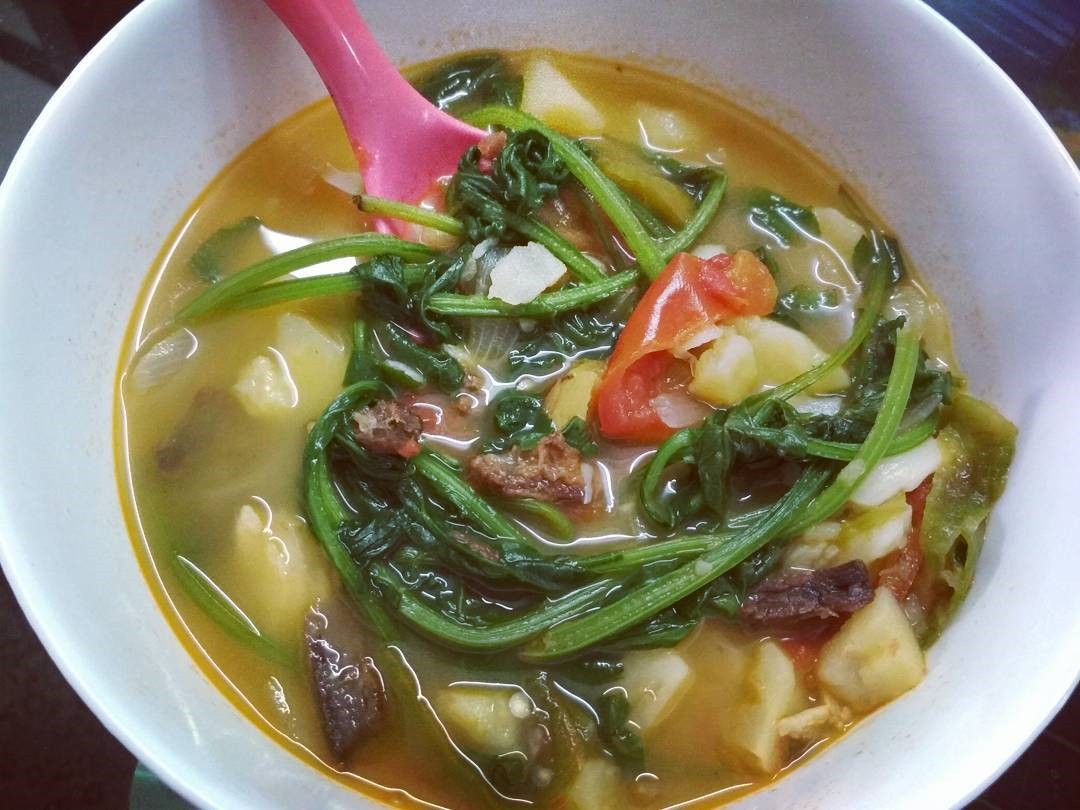 “Top 5 Reasons to Try Kangshoi – The Light & Nourishing Manipuri Delight!”