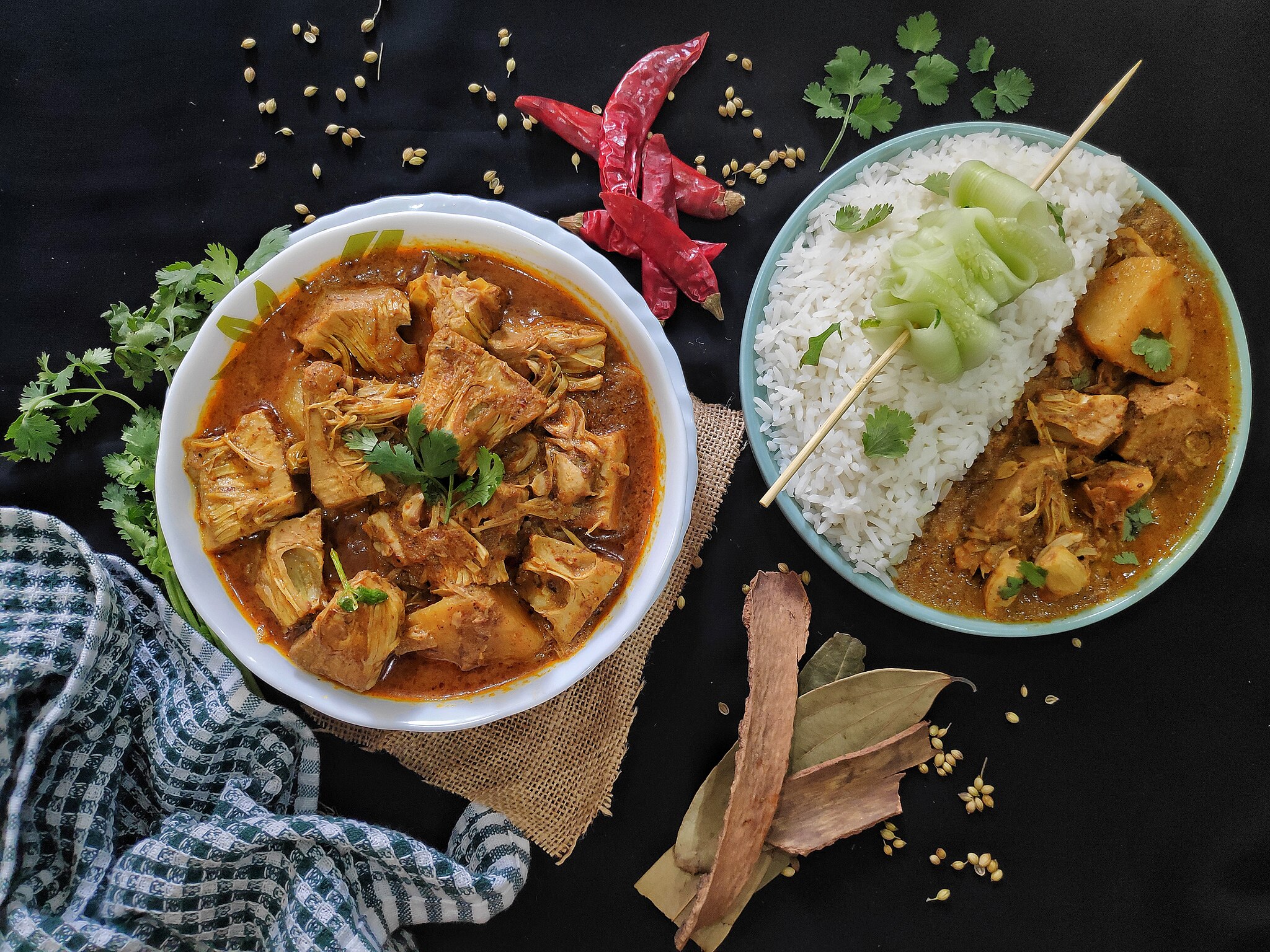 Plant-Based & Vegan Recipes:  Ultimate Jackfruit Dishes You Must Try
