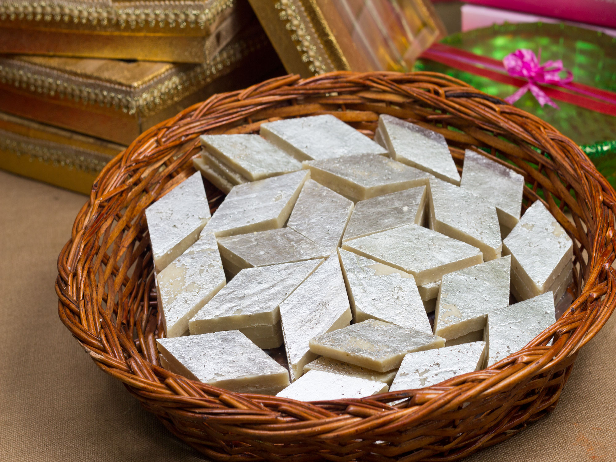 “Perfect Kaju Katli Recipe: 4-Step Guide to Make Melt-in-Mouth Indian Sweet”